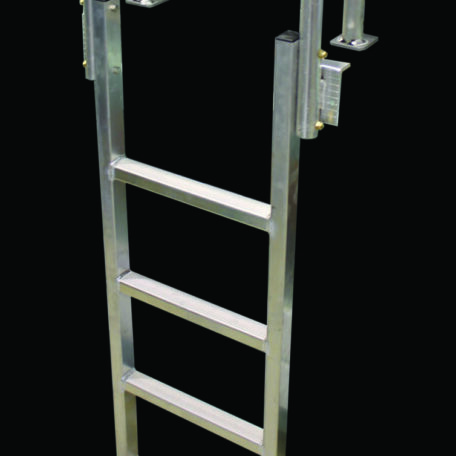 Dock Ladder Aluminum "Vertical 5 Step" #9078-5