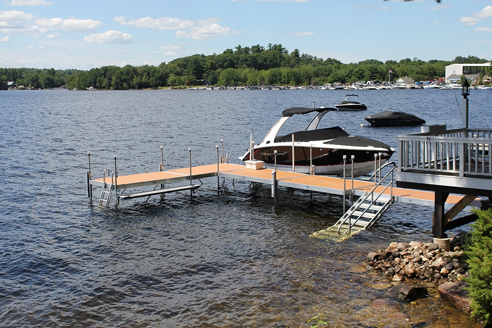 Lightweight Aluminum Docks - Feather-LITE™