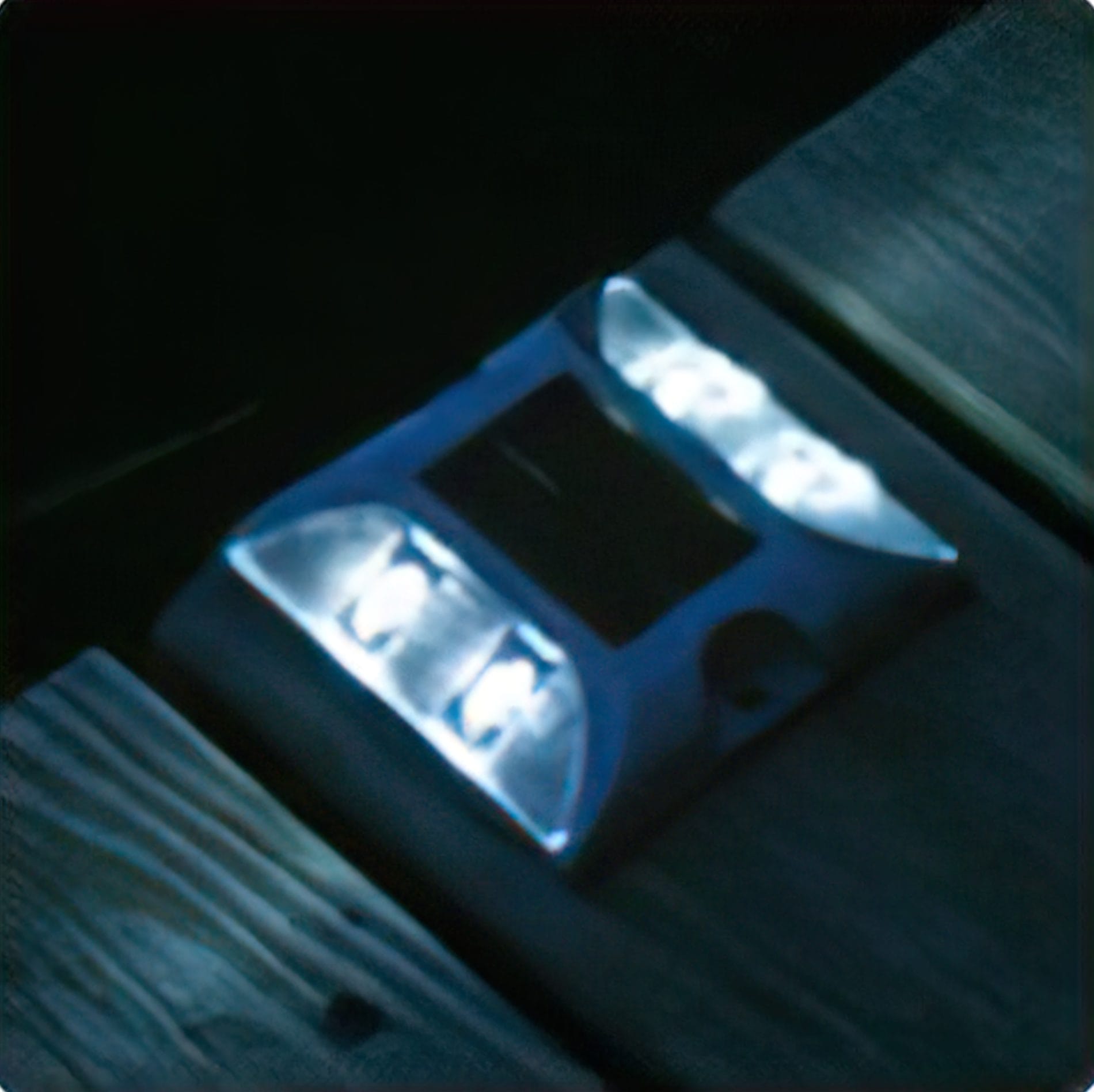 Compressed by jpeg-recompress